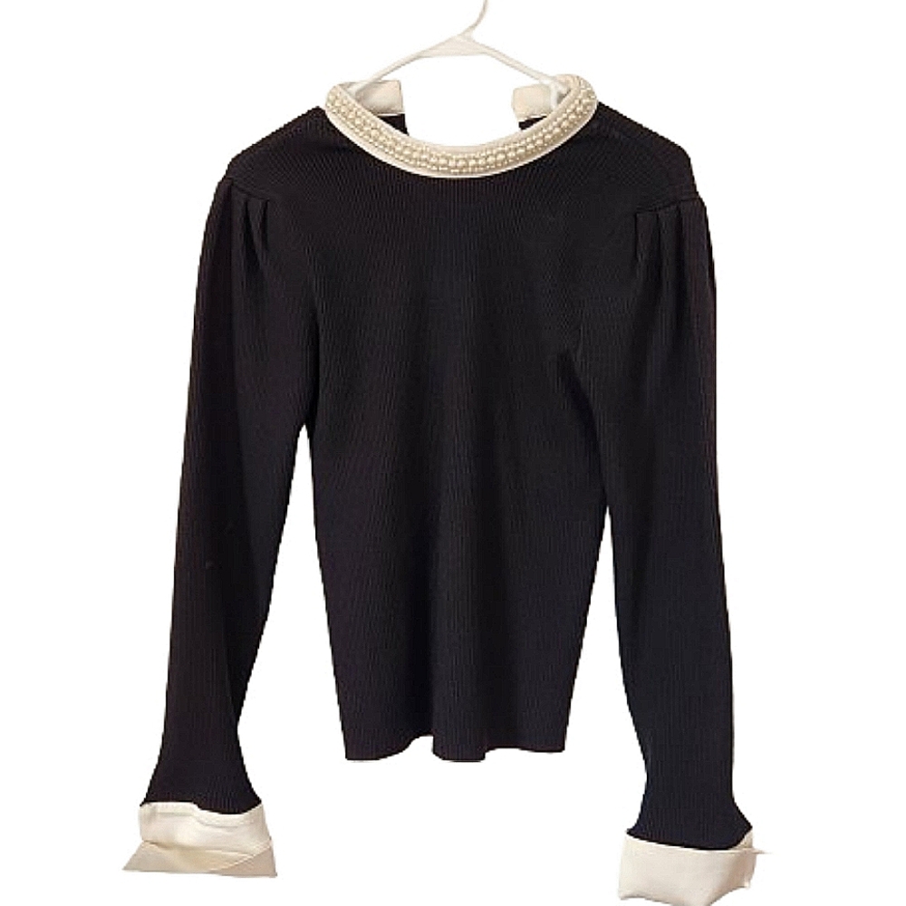 Commense Black Ribbed Sweater With Pearl Collar Medium